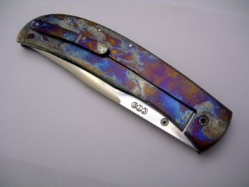 Bowie with Waterjet handle closed b.jpg