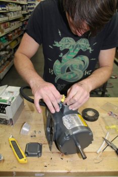 dustin-wiring-motor.jpg