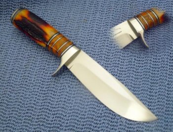 Stag Hunter b (600 x 457).jpg Stag Hunter b (600 x 457).jpg
