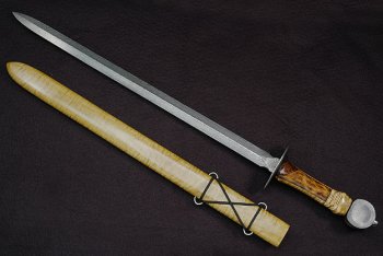 Rader Sword 1.jpg