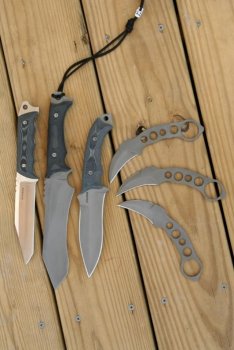 bladeshow knives.jpg