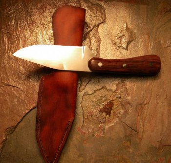 hunter knife.jpg