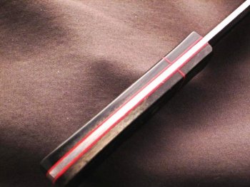 knife1.jpg