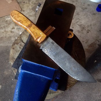knive.jpg knive.jpg