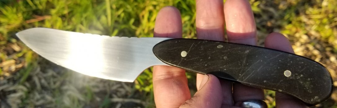 stone knife 1.jpg