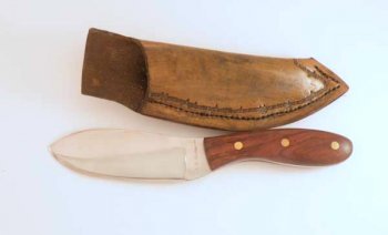 Nesmuck-and-sheath.jpg Nesmuck-and-sheath.jpg